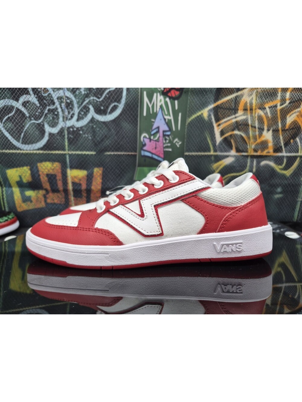 Vans Lowland CC White Red Casual VN0A7TNL6RT Size 7M Brand New